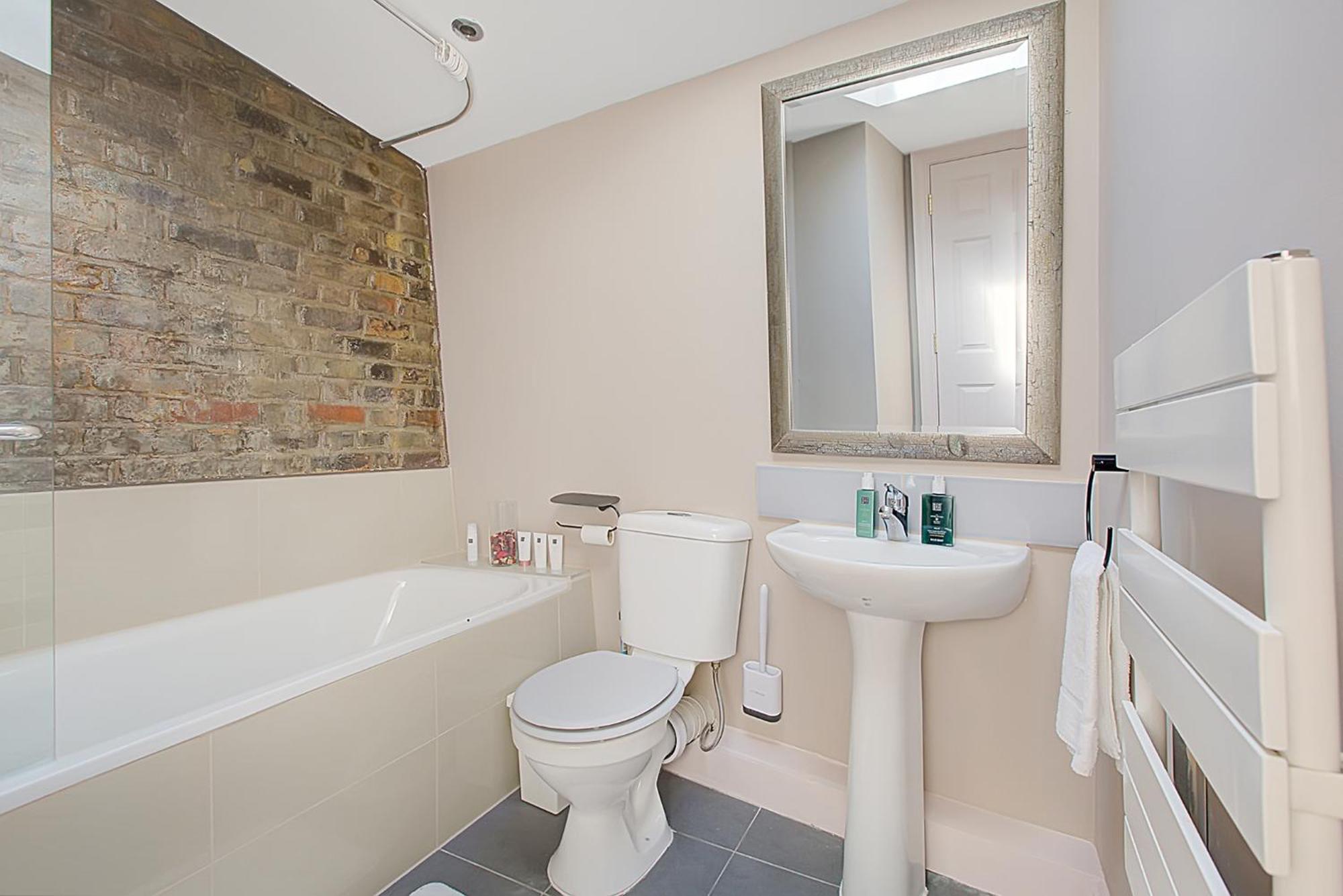 Old Street Iconic Warehouse Style 4 Bedroom 2 Bath House Prime Central London Location エクステリア 写真